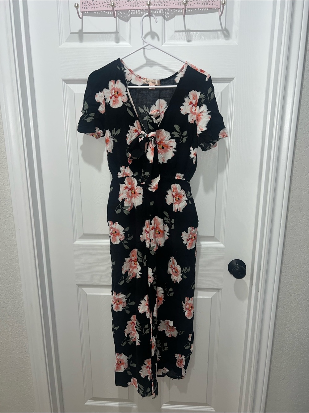 Black Floral Tie-Front Women’s Jumpsuit